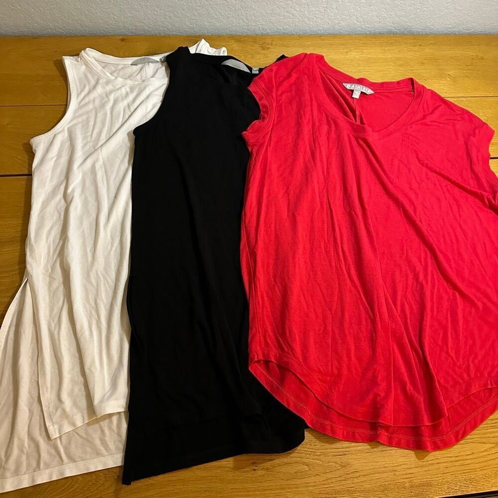 Athleta lot of three oversized tank tops xs